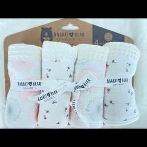 Rabbit and bear organic cotton washcloths set of 4